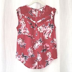 Candie's pink floral top